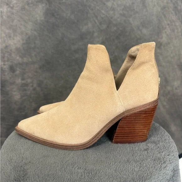 Vince Camuto Tan Suede Western Ankle Boots | Block Heel | Size 9.5 - Picture 9 of 11